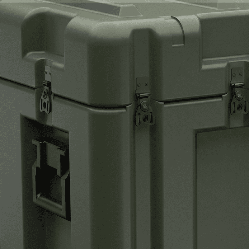 Olive green single-lid military transport case with reinforced edges, heavy-duty latches, and foldable side handle.